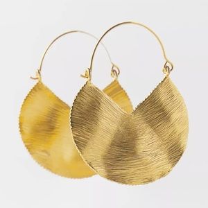 Textured Fan Hoop Earrings!